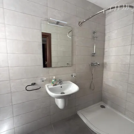 アパート 4-bedroom In Pieta P9 Tal Guardamangia